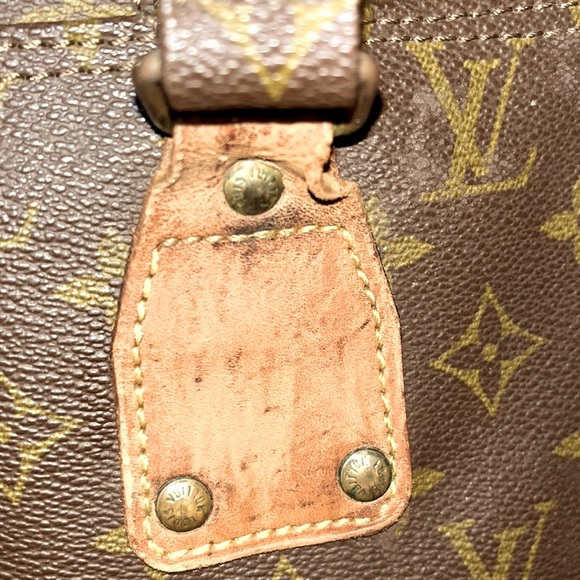 Authentic Louis Vuitton XL Monogram Danube GM Messenger Vaschetta trim - Picture 6 of 15
